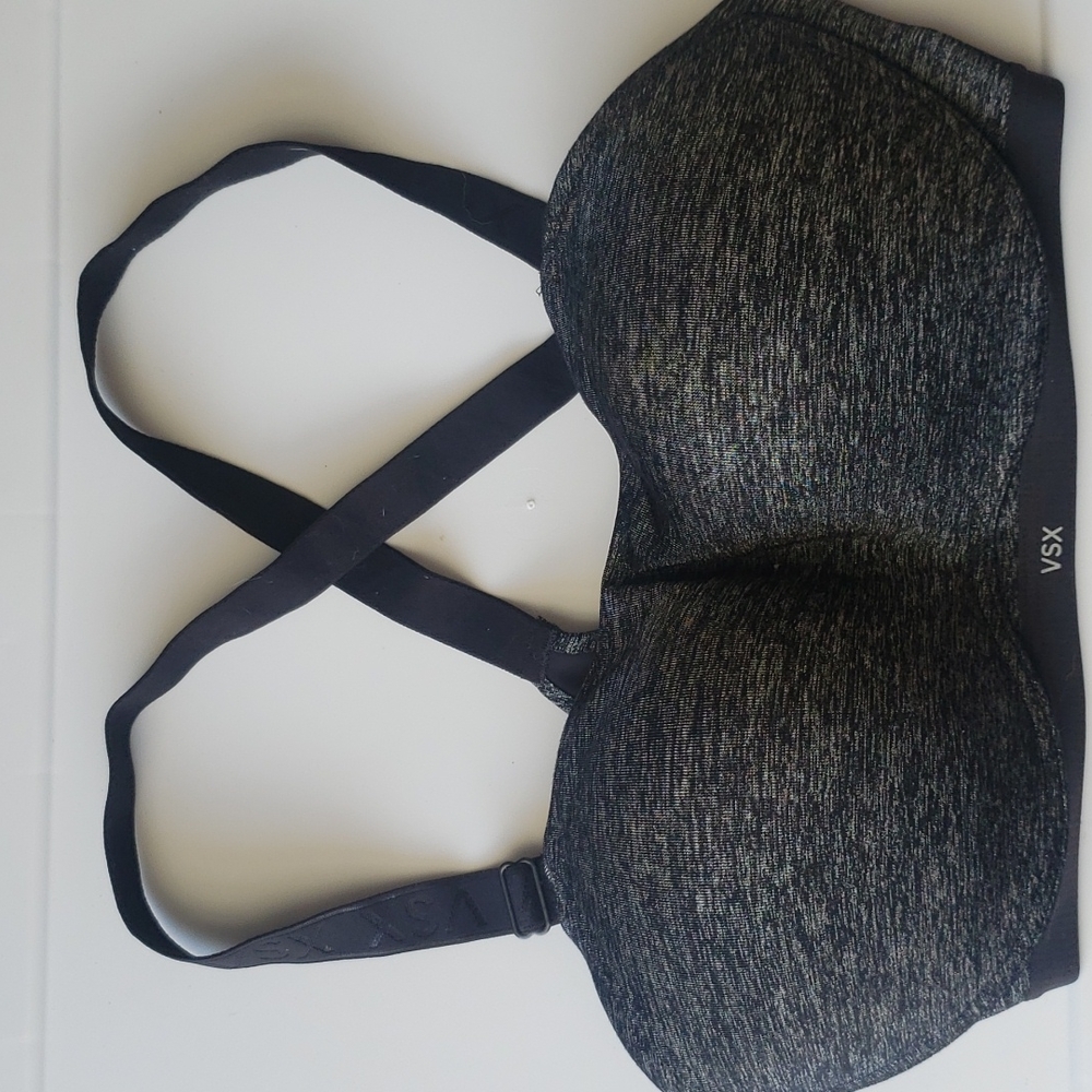 Victoria's Secret Sports Bra 34D